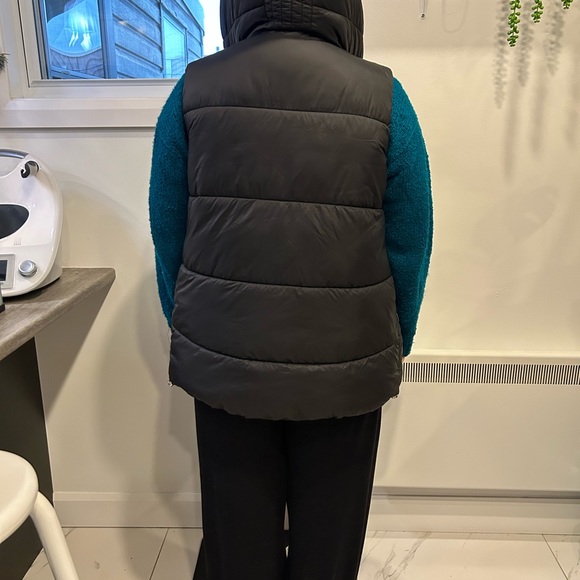 Zara Puffer Vest M - Picture 9 of 9